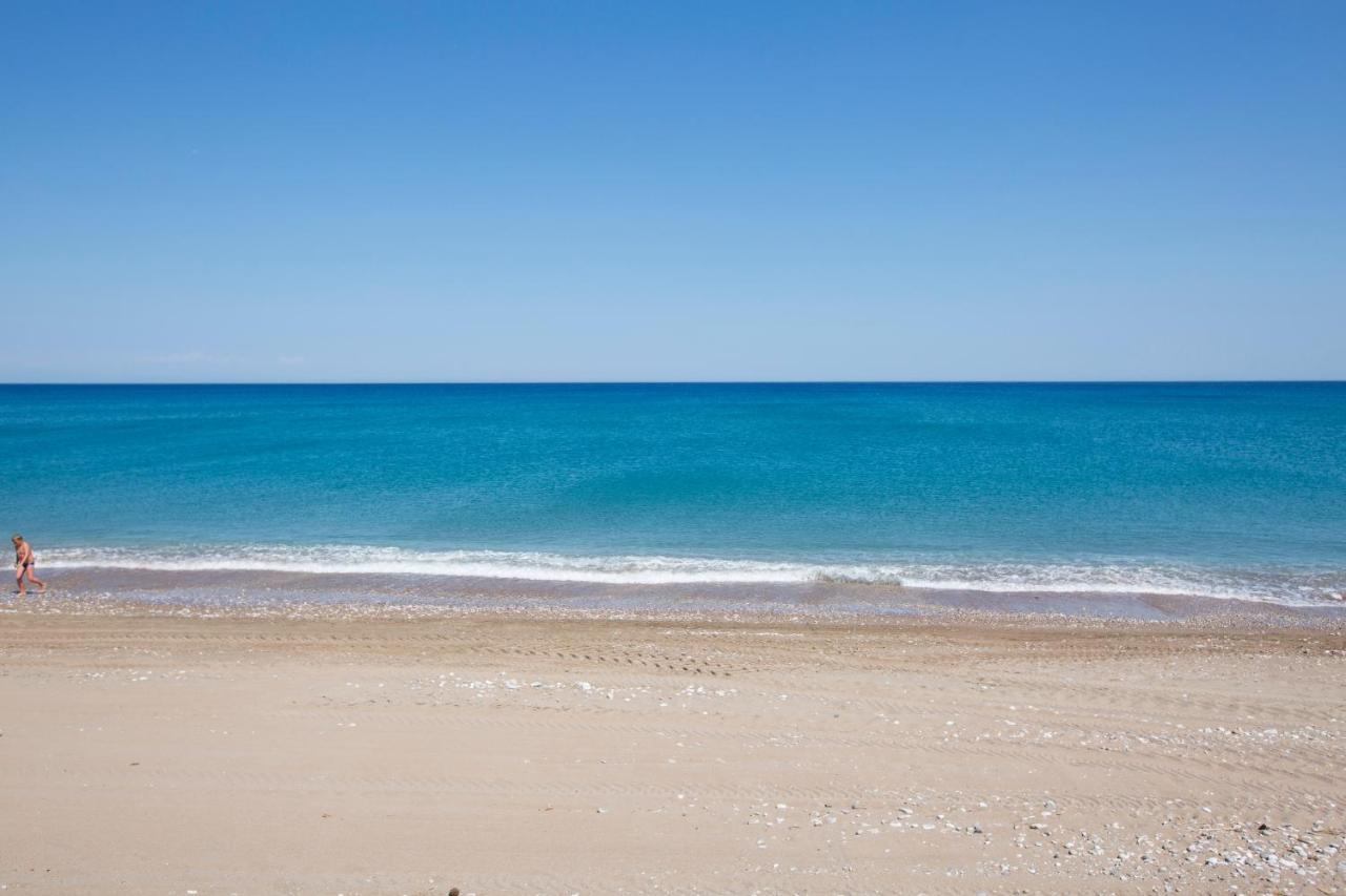 Serenity Sea-view Apartment
